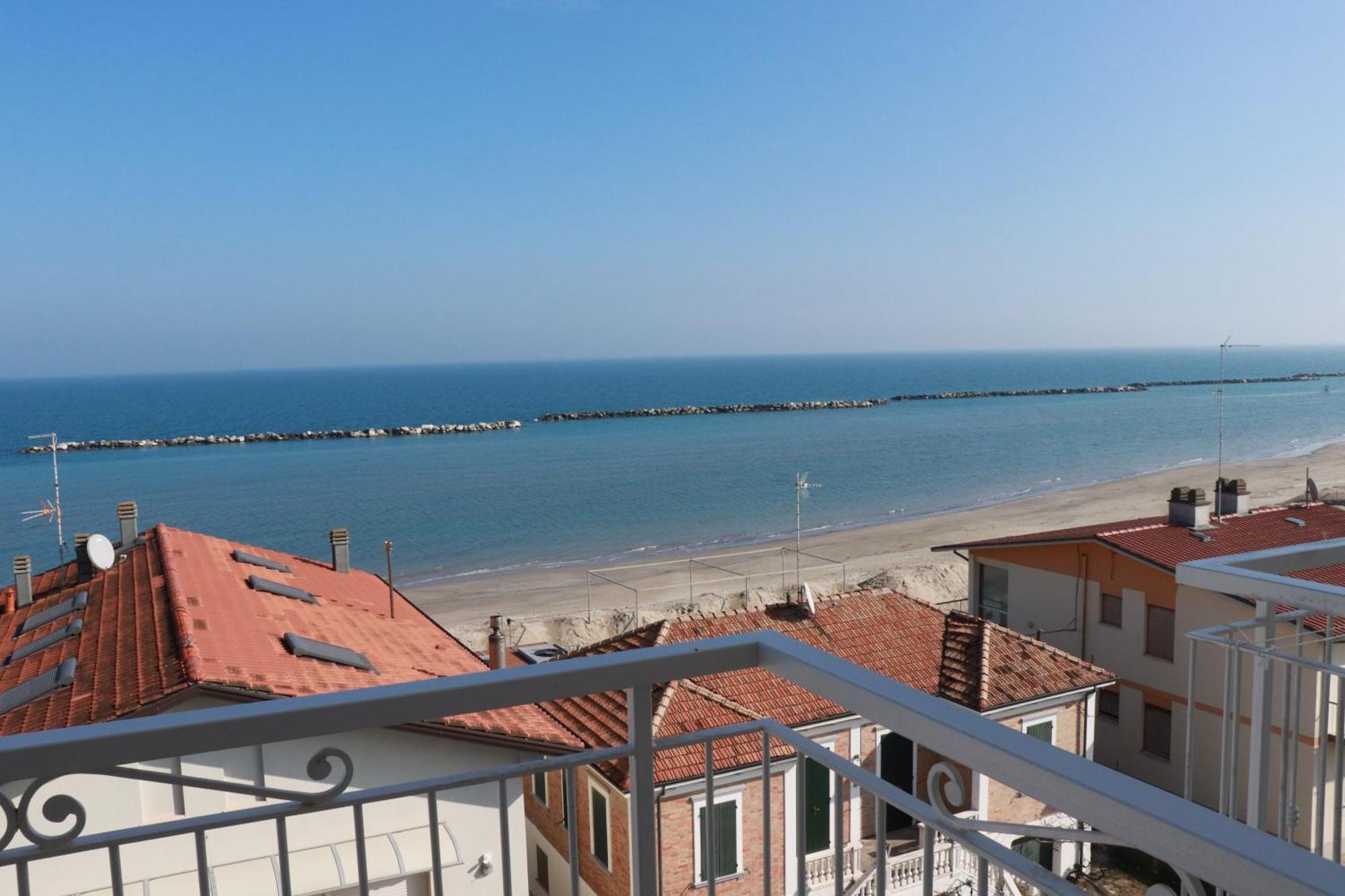 Hotel Barca D'Oro Bellaria-Igea Marina Exterior foto
